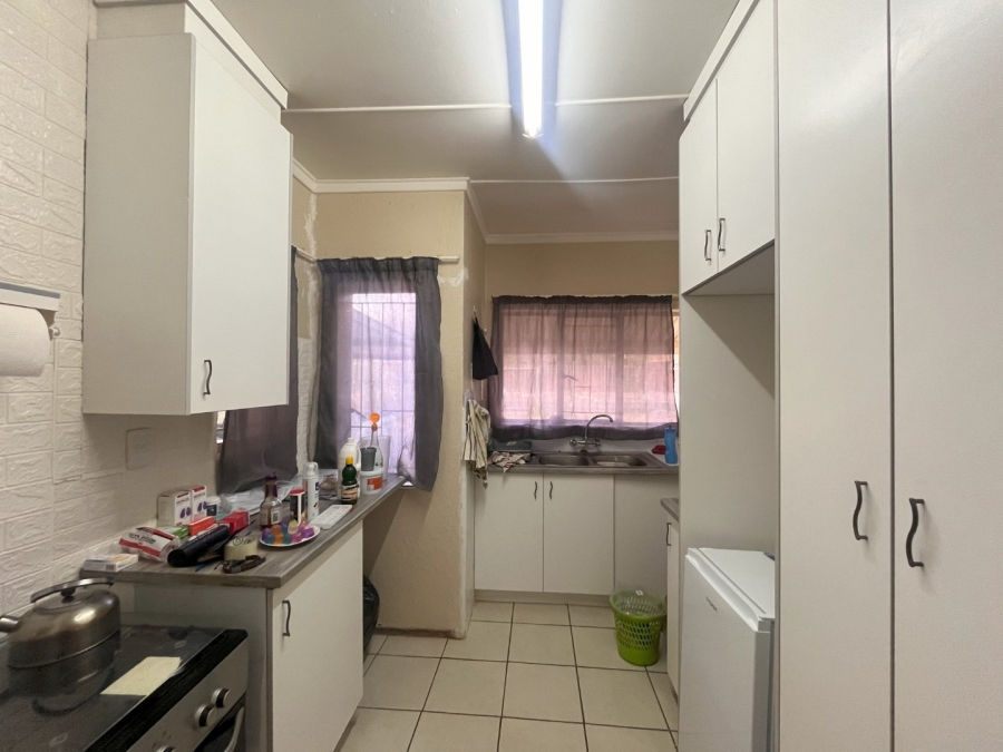4 Bedroom Property for Sale in Pellissier Free State